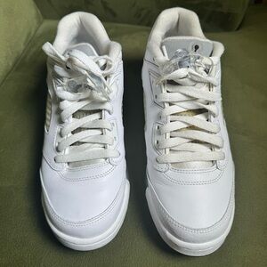 Jordan White Sneakers Classic Low-Top Design 7y